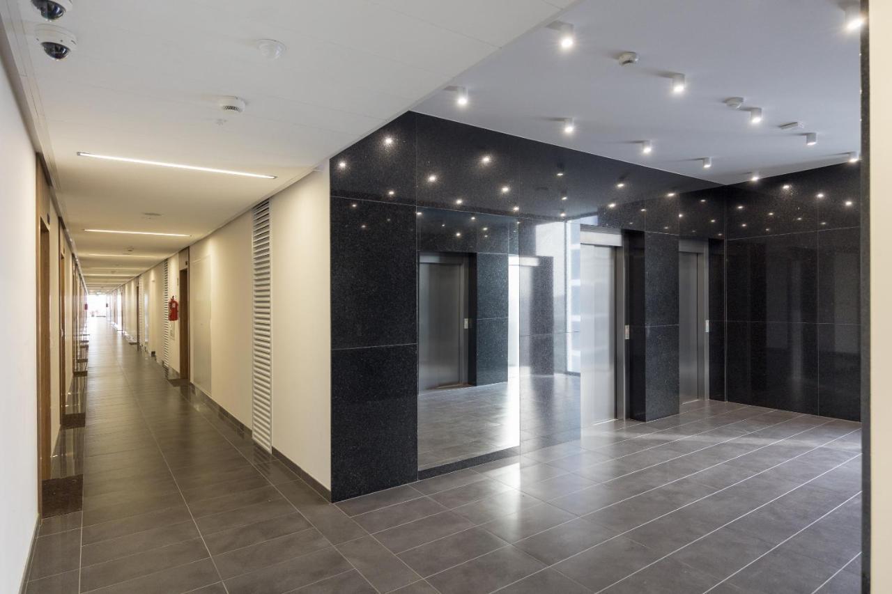 Wola Chic Blue Apartment วอร์ซอ ภายนอก รูปภาพ
